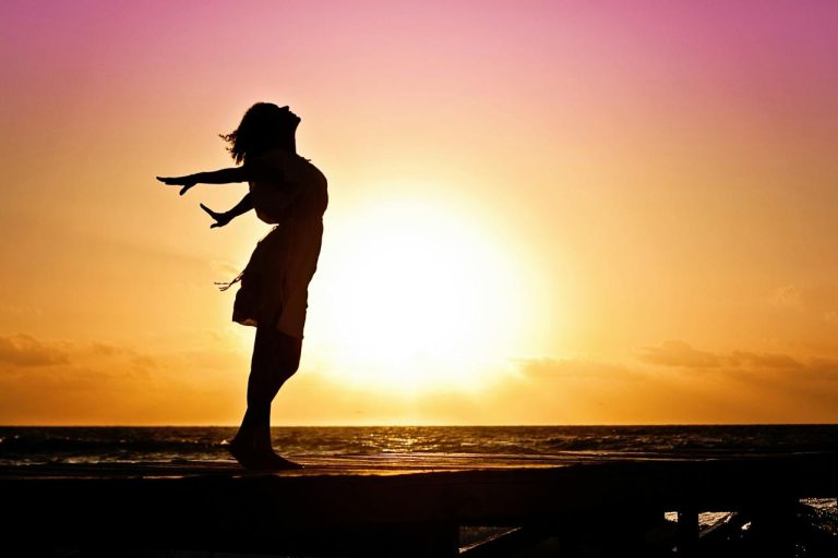 Good Morning Shayari In Hindi | सुप्रभात की हिंदी शायरी 2024 Good-Morning-Shayari-In-Hindi