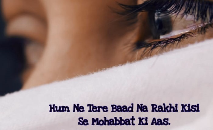 Sad Shayari Expressing Heartbreak